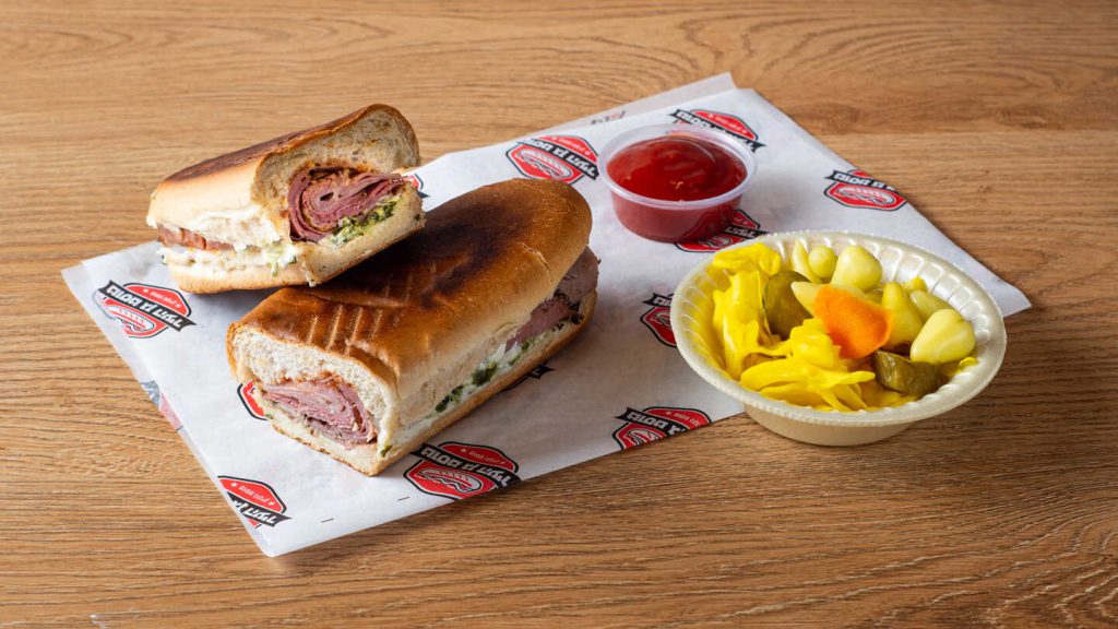 טוסט-נקניק-אקסטרא -טוסטנקניק אשדוד - טוסט גן העיר